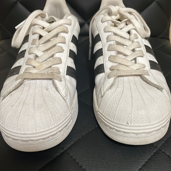 •SUPERSTAR ADIDAS• - Picture 5 of 11
